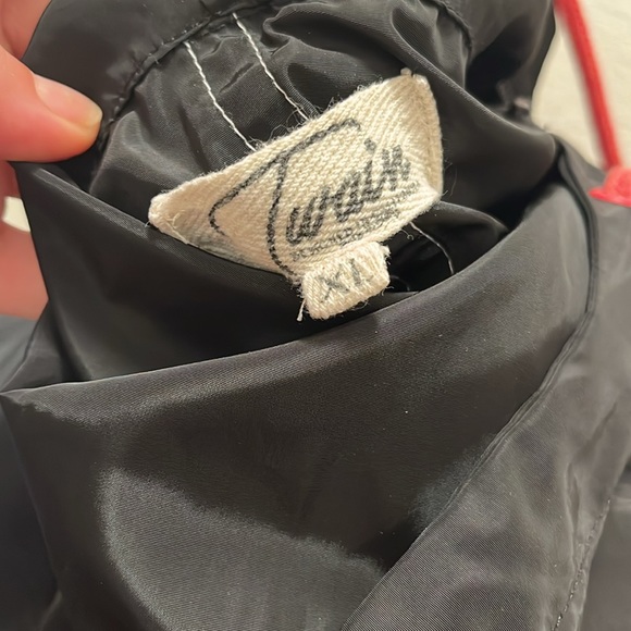 Twain Windbreaker ✨ - Picture 4 of 4